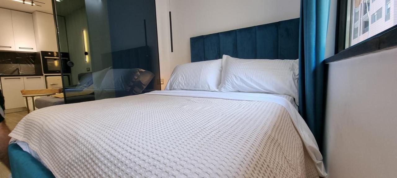 Deluxe Apartment Bllok Tirana Kültér fotó
